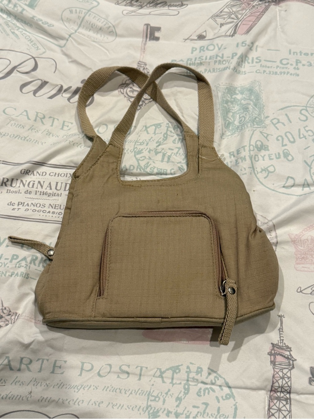 Small shoulder bag